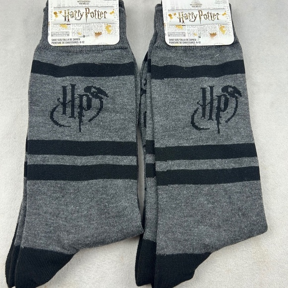 NWT Harry Potter socks - 2 pairs, size 6-12 - Picture 1 of 4